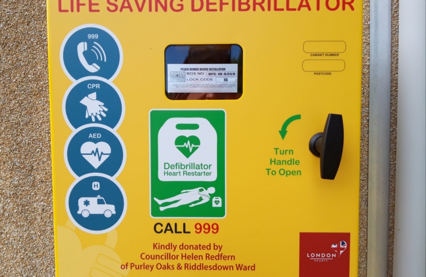 Defibrillator at Riddlesdown Tennis Club, funded by Helen Redfern