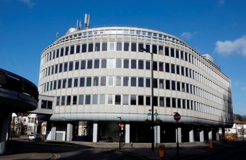 Cappella Court lane closures