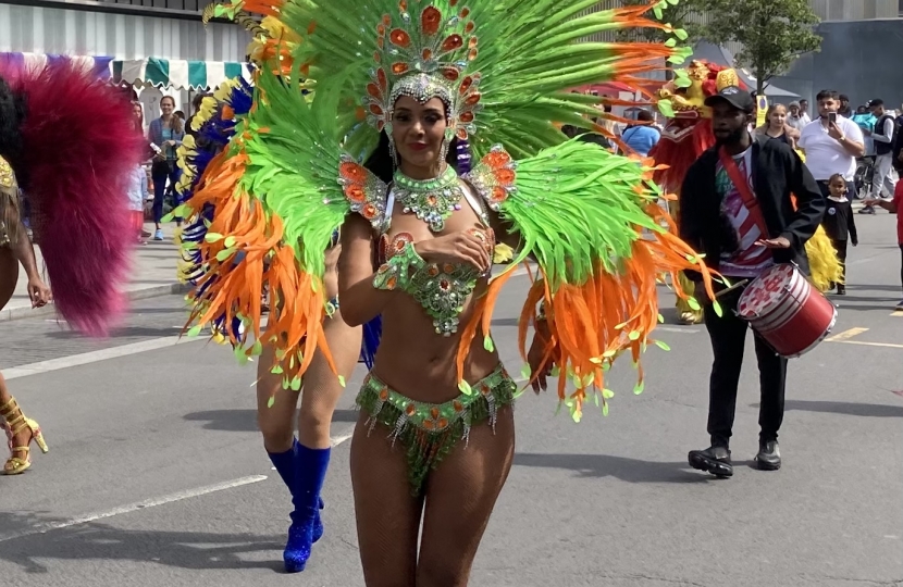 Dancers in London Road