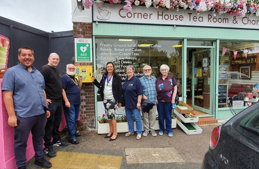 Defibrillator Opening - Hamsey Green