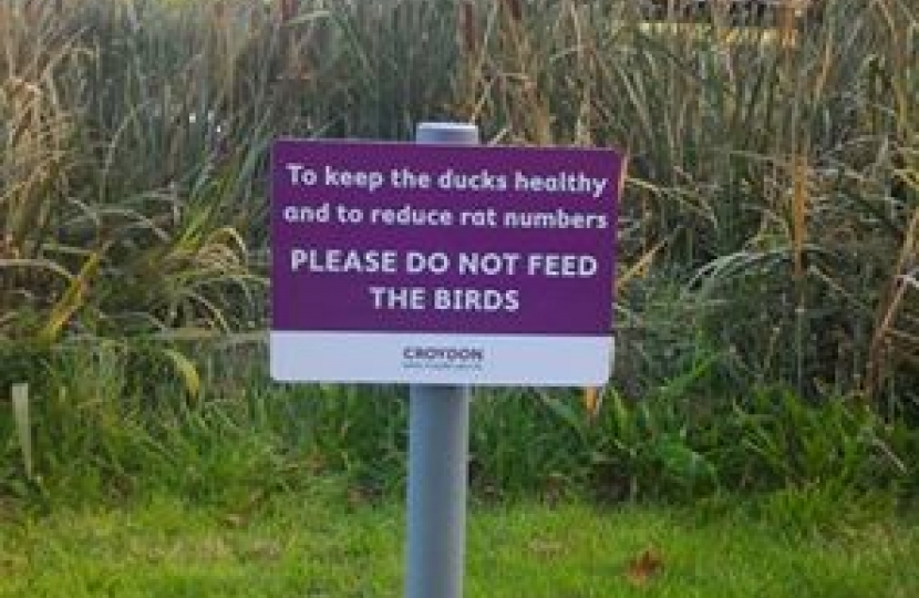 Sign at Sanderstead Pond