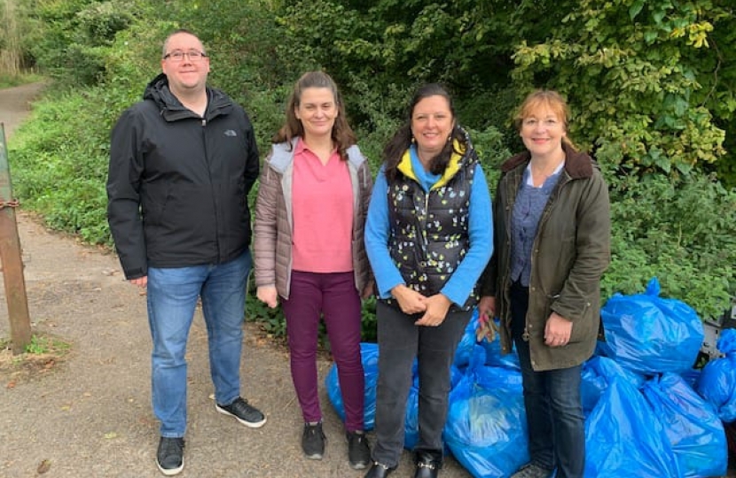 Riddlesdown litter pick