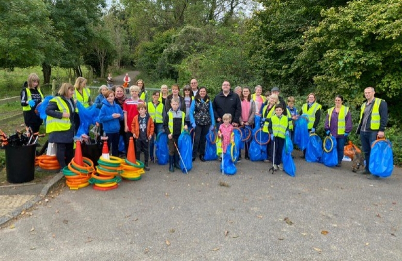 Riddlesdown Litter Pick