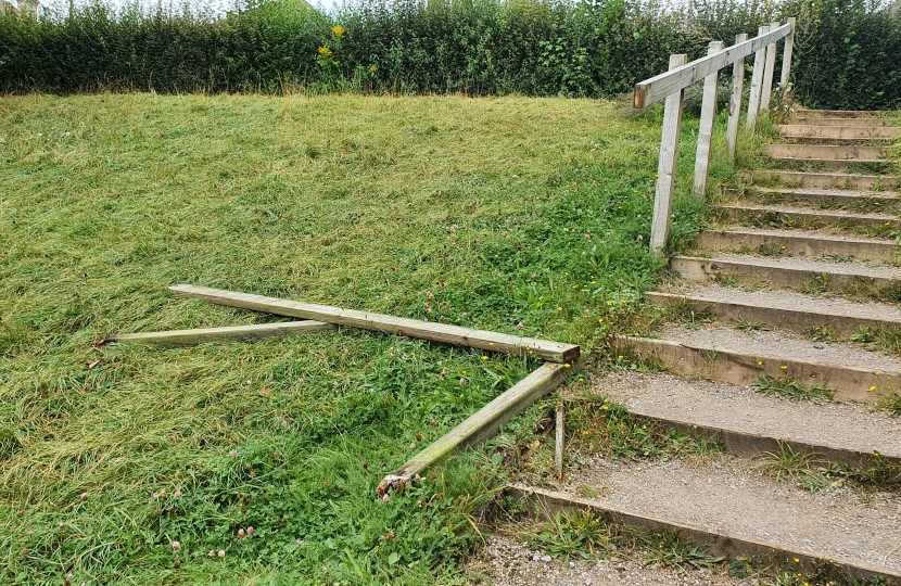 Rotary field broken hand rail