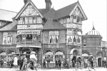 The Swan and Sugarloaf on Brighton Road many years ago!