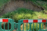 Purley Downs Road - Bank Soil Erosion