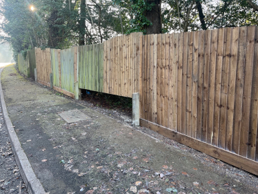 New fencing on Hermitage Road