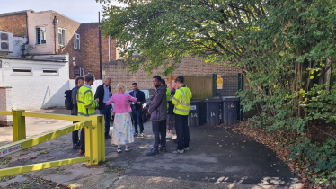 Russell Hill Parade flooding meeting 