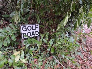 Golf Road in Kenley