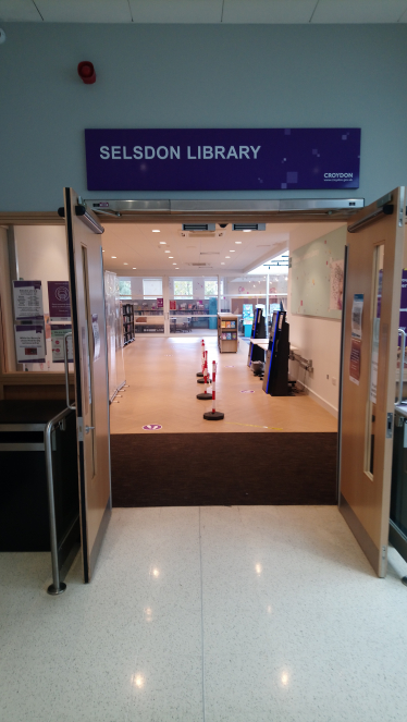 Selsdon library entrance