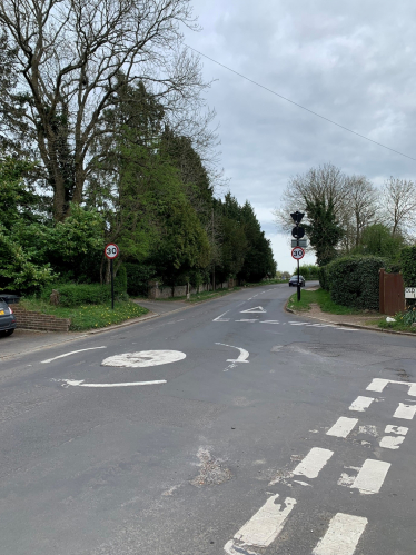 Hayes Lane with Old Lodge Lane junction